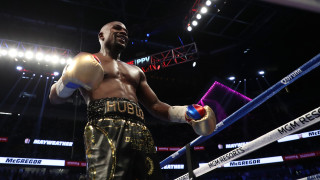 Флойд Мейуедър е печелил по 14 милиона долара за всяка