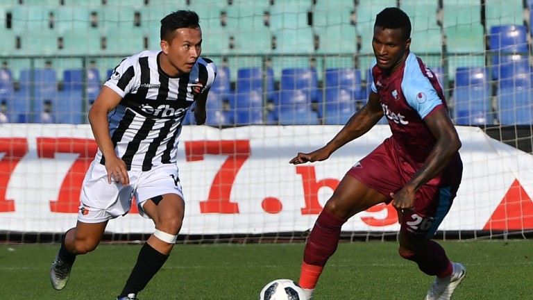 Халф на Локо (Пд) пред трансфер в Узбекистан