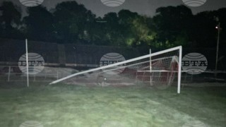 Недоволни фенове на ЦСКА са счупили вратите на официалния терен