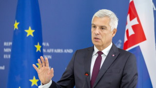 Правителството на Словакия одобри споразумение в областта на отбраната със