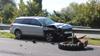 Трактор тип щаситка причини катастрофа на Е 79 на изхода на