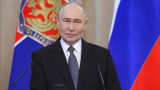 Руският президент Владимир Путин предупреди че Русия разполага с всички