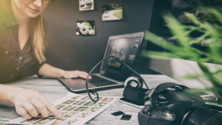 Руски редакции се въоръжават и взимат защитата си в свои ръце