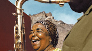 Cesaria Evora през октомври с концерт в НДК