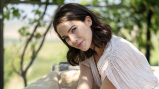 Красота финес изящество талант са едни от първите думи които