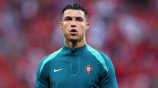 Снимки в социалните медии демонстират как Кристиано Роналдо се насочва