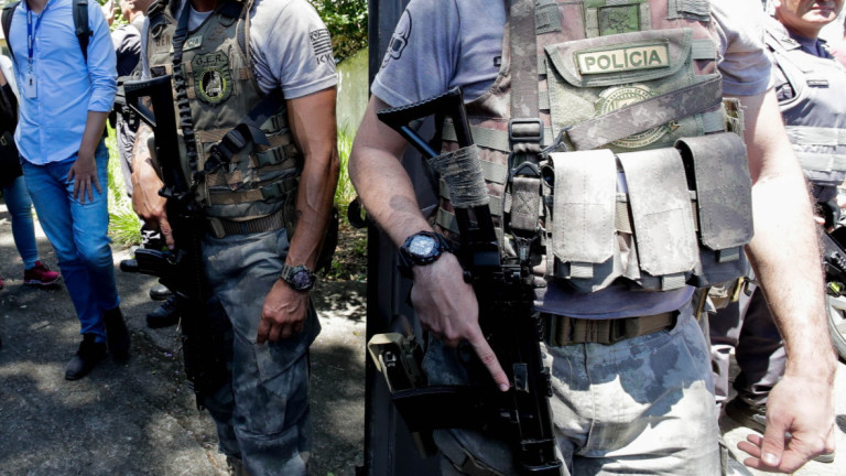 17 наркотрафиканти са убити в сблъсък с полицията в Бразилия