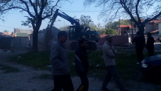 Събарят 15 незаконни постройки в "Арман махала" в Пловдив