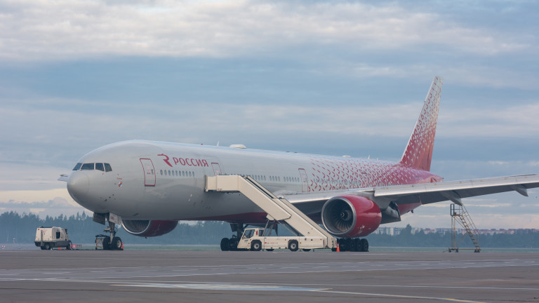 Qatar Airways възложи на производителя на самолети Boeing голяма поръчка