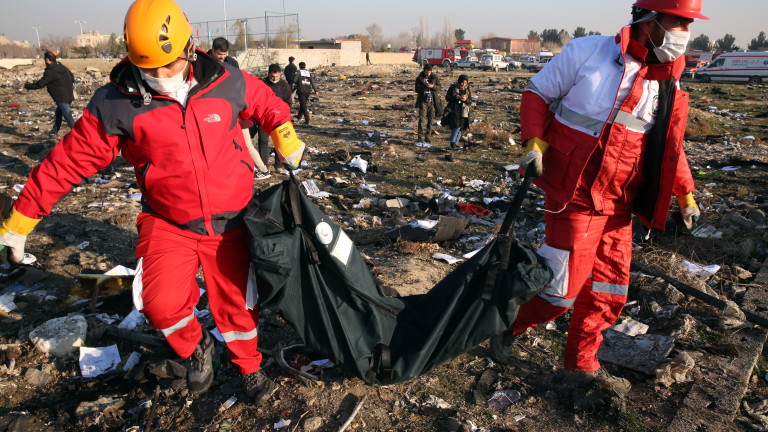 Спасителните екипи в Иран откриха черните кутии на украинския самолет