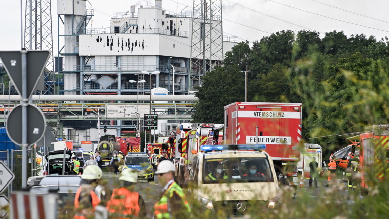 Петима в неизвестност след експлозията в Леверкузен
