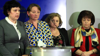 На специален брифинг в просветното министерство председателят на Съюзът на