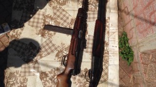 Спецпрокуратурата обвини трима за незаконен боен арсенал