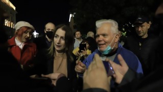 На 101 ия протестен ден в София демонстрантите бяха поздравени от