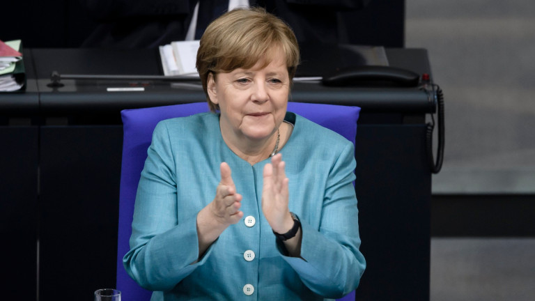 Меркел: Санкциите са решението за Северна Корея, не заплахите