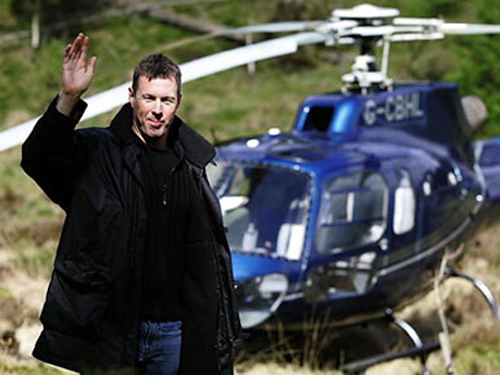Колин Макрей загина при катастрофа с хеликоптер