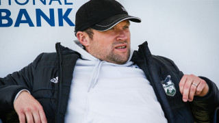 Треньорът на Пирин Благоевград Уорън Фийни е спряган за