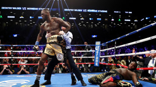 Американският боксьор Дионтей Уайлдър изпадна в истерия като научи че