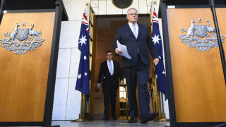 Австралийският премиер предупреждава че коронавирусът е криза веднъж на 100