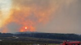 Пожарът от Пехчево в РСМ доближава българската граница
