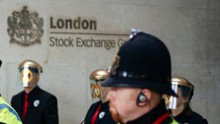 Хонконг предлага 30 милиарда паунда за Лондонската фондова борса