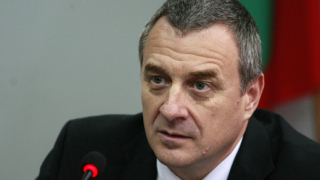 Липсват пари от трезора на КТБ, обясни шефът на МВР