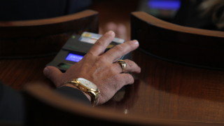 Докладът няма да ни обтегне отношенията с Русия, убедена Захариева