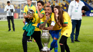 Вестник АС твърди че Дани Алвеш има две конкретни оферти