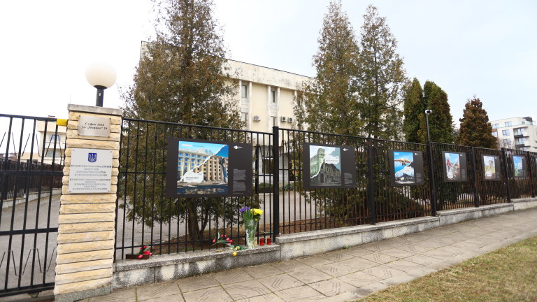 Украинското посолството към Радев: Подобен тип послания не подпомагат дипломацията