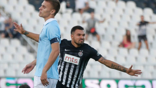 Валери Божинов отново ще заиграе в Сърбия Не става дума