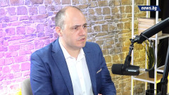 Желязков може да си осигури 6 месеца спокойствие с вот на доверие за цялостна политика