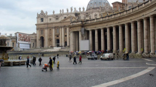 Ватикана обяви, че ще покаже мощи на апостол Петър