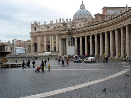 Френските цигани – на площада Св. Петър в Рим 