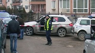 Белезници за автокрадеца Цвръц