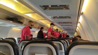 Отборът на ЦСКА кацна в 14 00 часа българско време б р