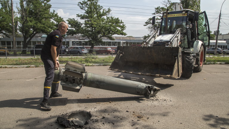 Нощни обстрели в Николаевска и Днепропетровска области