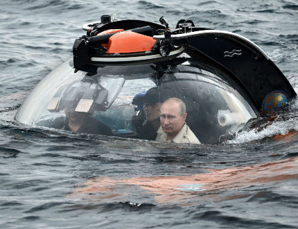 Путин разгледа и подводната територия на Крим