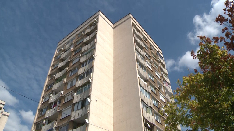 Няма сигнали за проблеми в семейството на детето, което падна от балкон в Пловдив