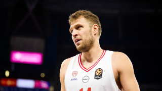 Олимпиакос и Везенков започват защитата на титлата си в Гърция