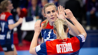 Норвегия разгроми Холандия на дамското хандбално Европейско първенство което се