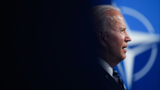 Три години след изблика на гняв от Доналд Тръмп неговият наследник