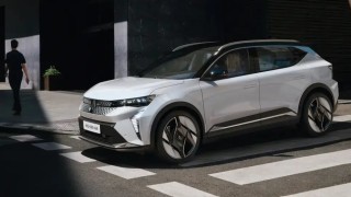 Scenic E Tech electric модел на френската марка Renault бе избран