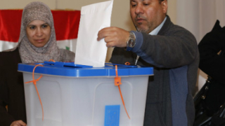 Ирак провежда избори за парламент