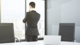 Информационните технологии са сферата в която кадрите на ръководни позиции