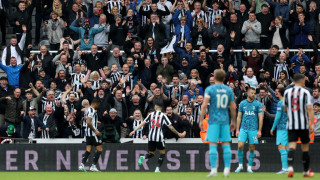 Нюкасъл победи Тотнъм с разгромното 6 1 в двубой от 32 рия