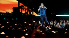 Пет месеца след разкритата афера на концерта на Coldplay - жената, хваната с женения си шеф, наруши мълчанието