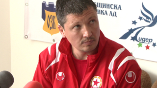 Любо Пенев се връща за мача със Славия