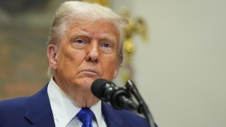 Американският президент Доналд Тръмп праща специалният си пратеник Стив Уиткоф