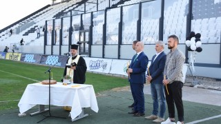 Днес официално беше открита Южната трибуна на стадион Локомотив в