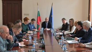 Правосъдният министър Георги Георгиев и Асоциацията на организациите на българските